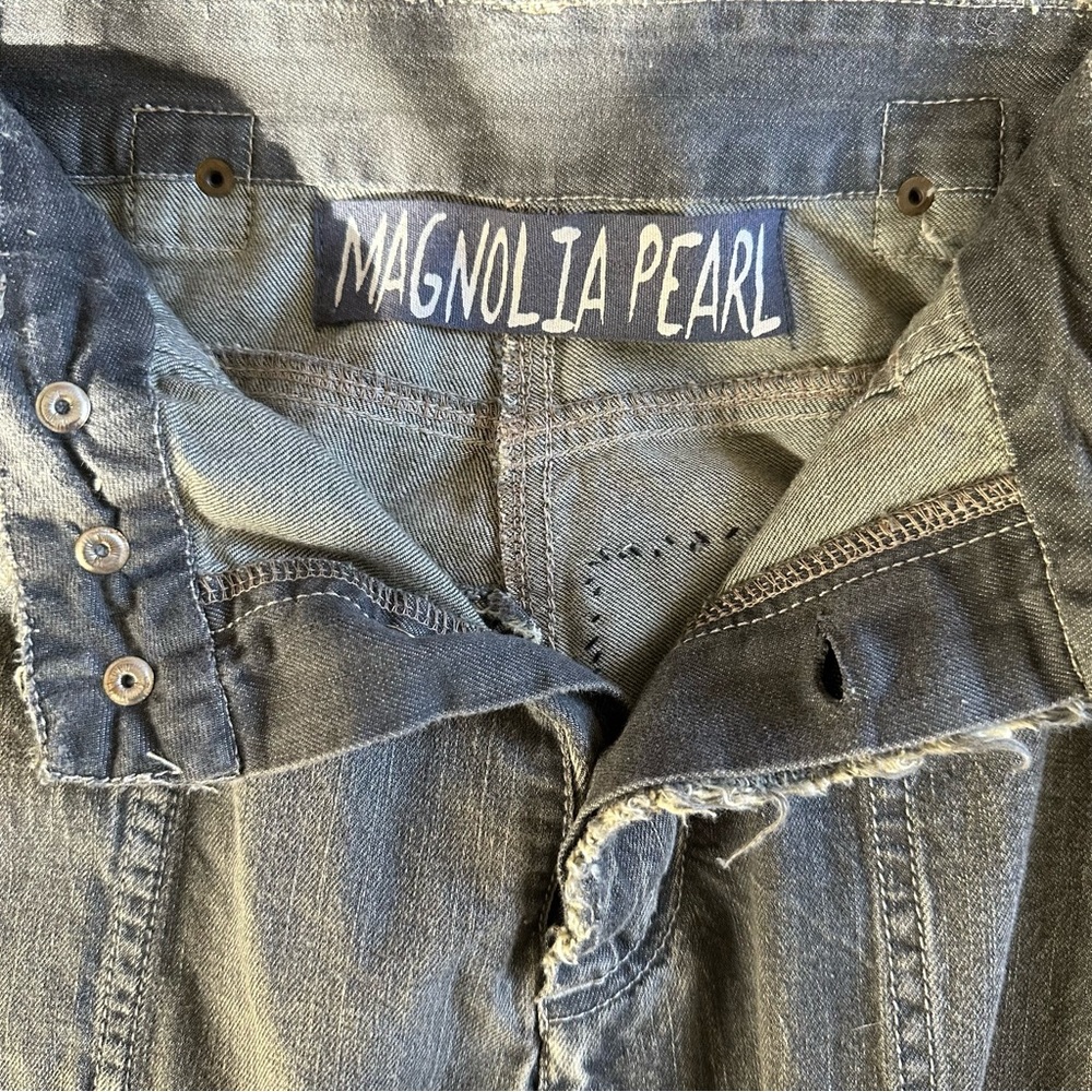 Magnolia Pearl French Army